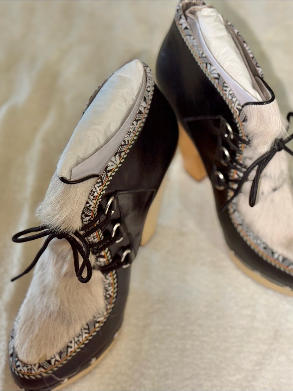 Belle by Sigerson Morrison Black Leather and Cream Fur Lace-Up Ankle Boots
